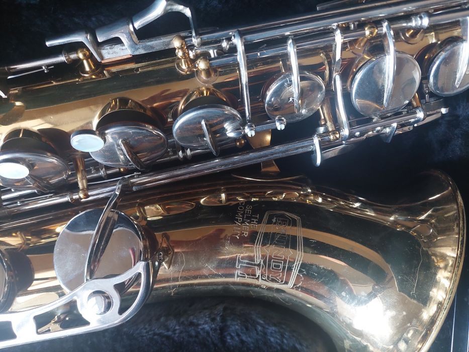 Продам саксофон-тенор Selmer Bundy II-USA- 650$