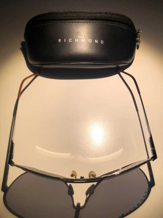 Óculos de Sol John Richmond