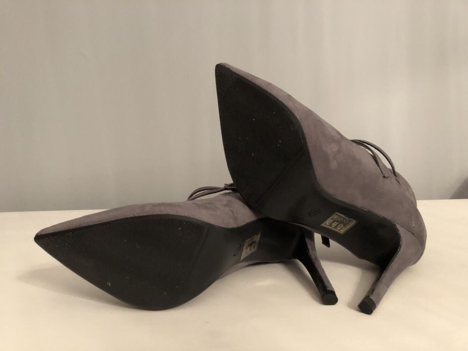 NOWE szare zamszowe szpilki