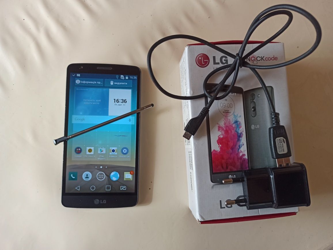 Мобільний телефон Lg