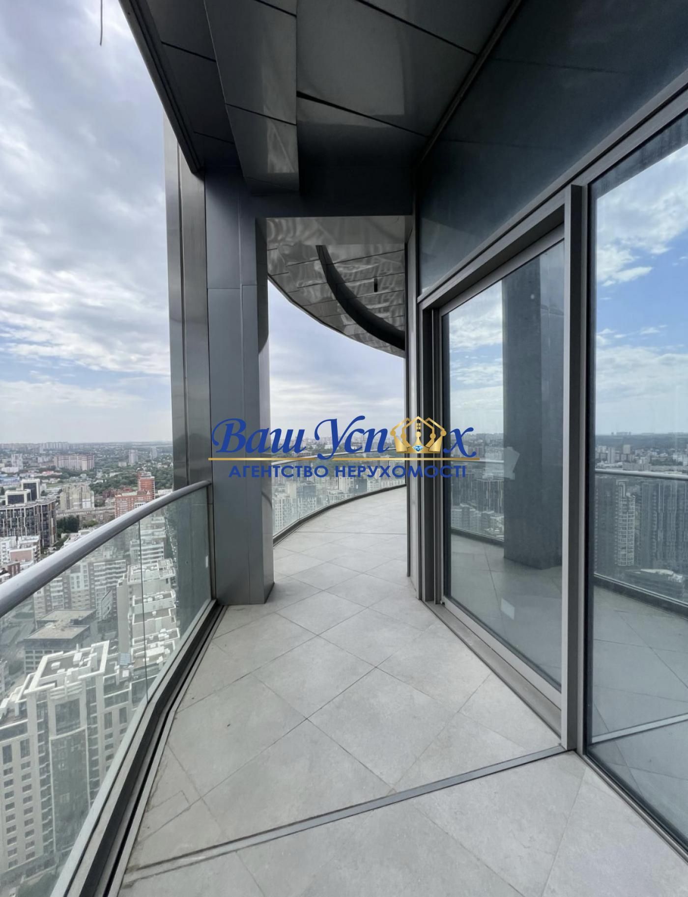 Продажа 6 комнатной квартиры TARYAN TOWERS 3500000$