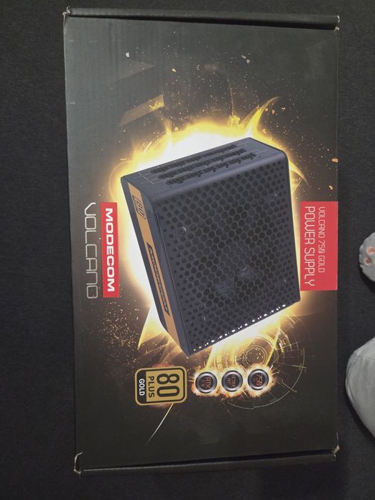Zasilacz modecom volcano 750W 80+ Gold