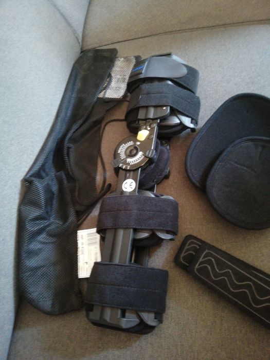 Orteza aparat szynowo-opaskowy