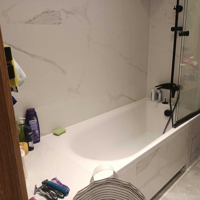 Na wynajem słoneczne mieszkanie dwupokojowe w nowym budownictwie.