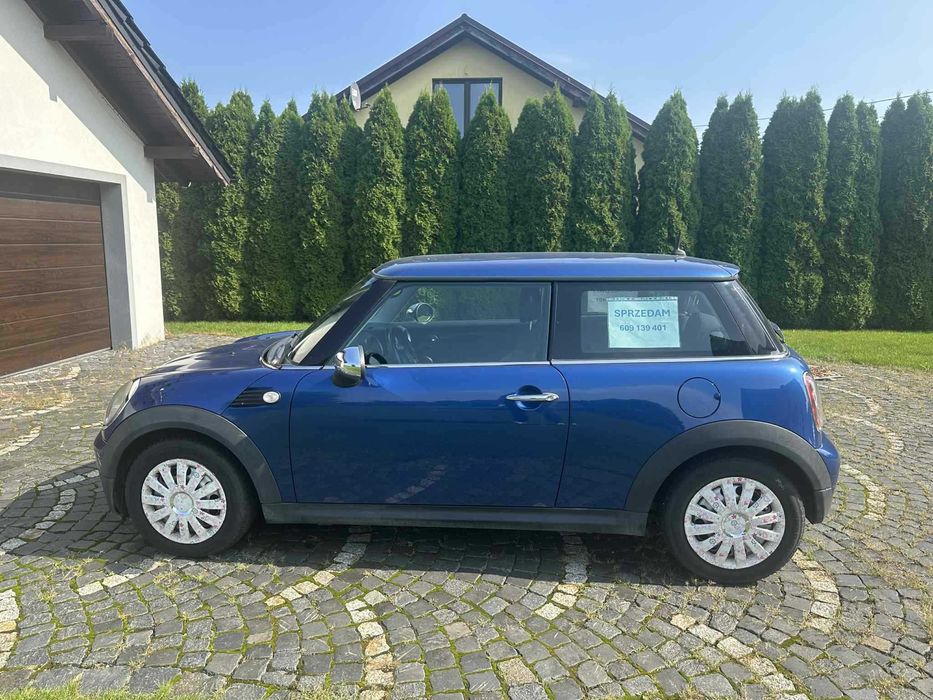 MINI Cooper, auto- mały ale wariat :)