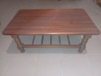 Mesa de centro em mogno