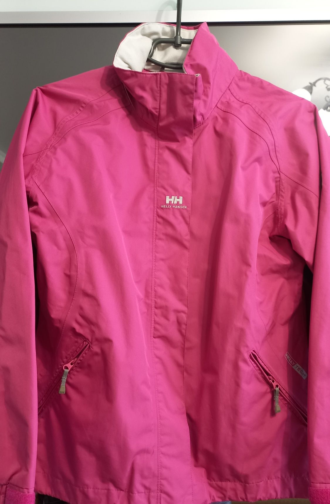 Продам Helly Hansen