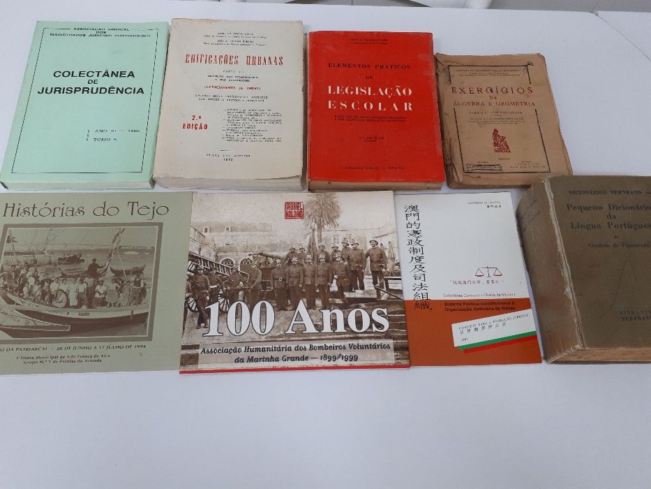 Livros vários antigos