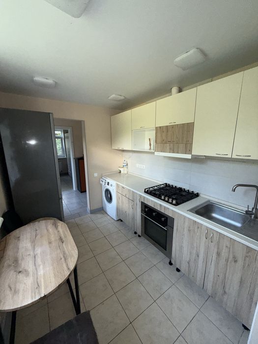 Оренда 1/2 будинку р-н Масив