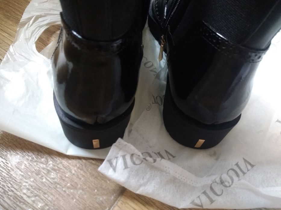 Продам Новые сапоги