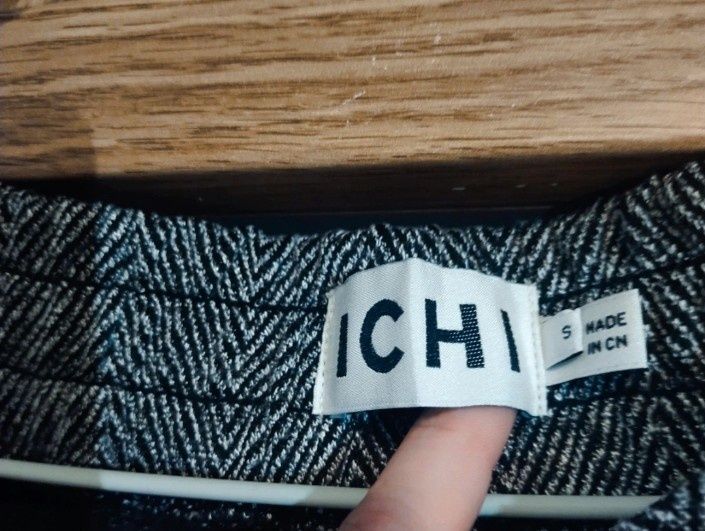 Spodnie cygaretki chinosy jodełka proste materiałowe ICHI S