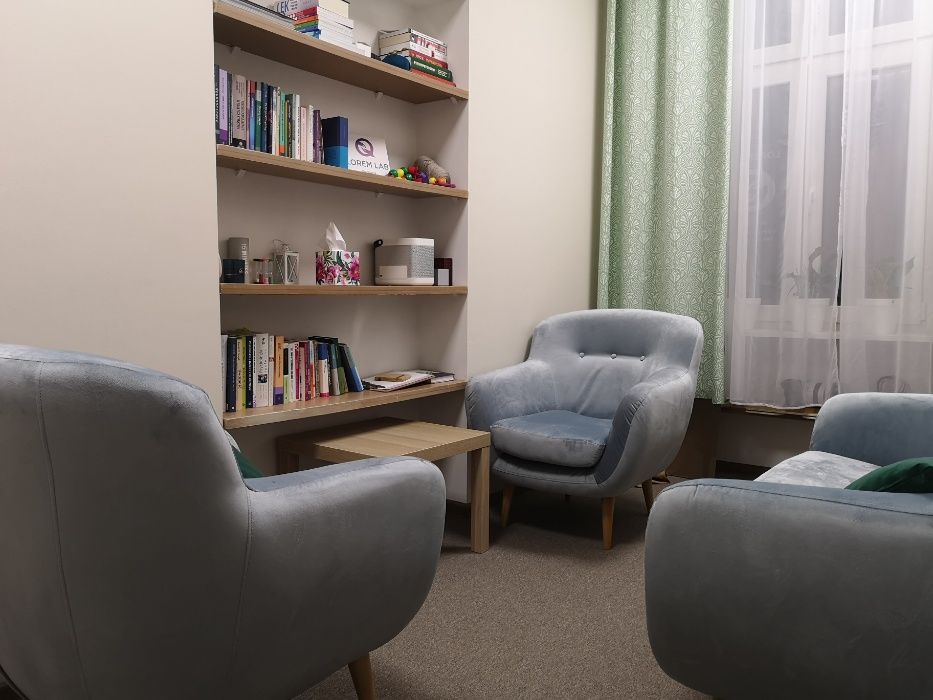 Gabinet na godziny w centrum psychoterapeutycznym do wynajęcia