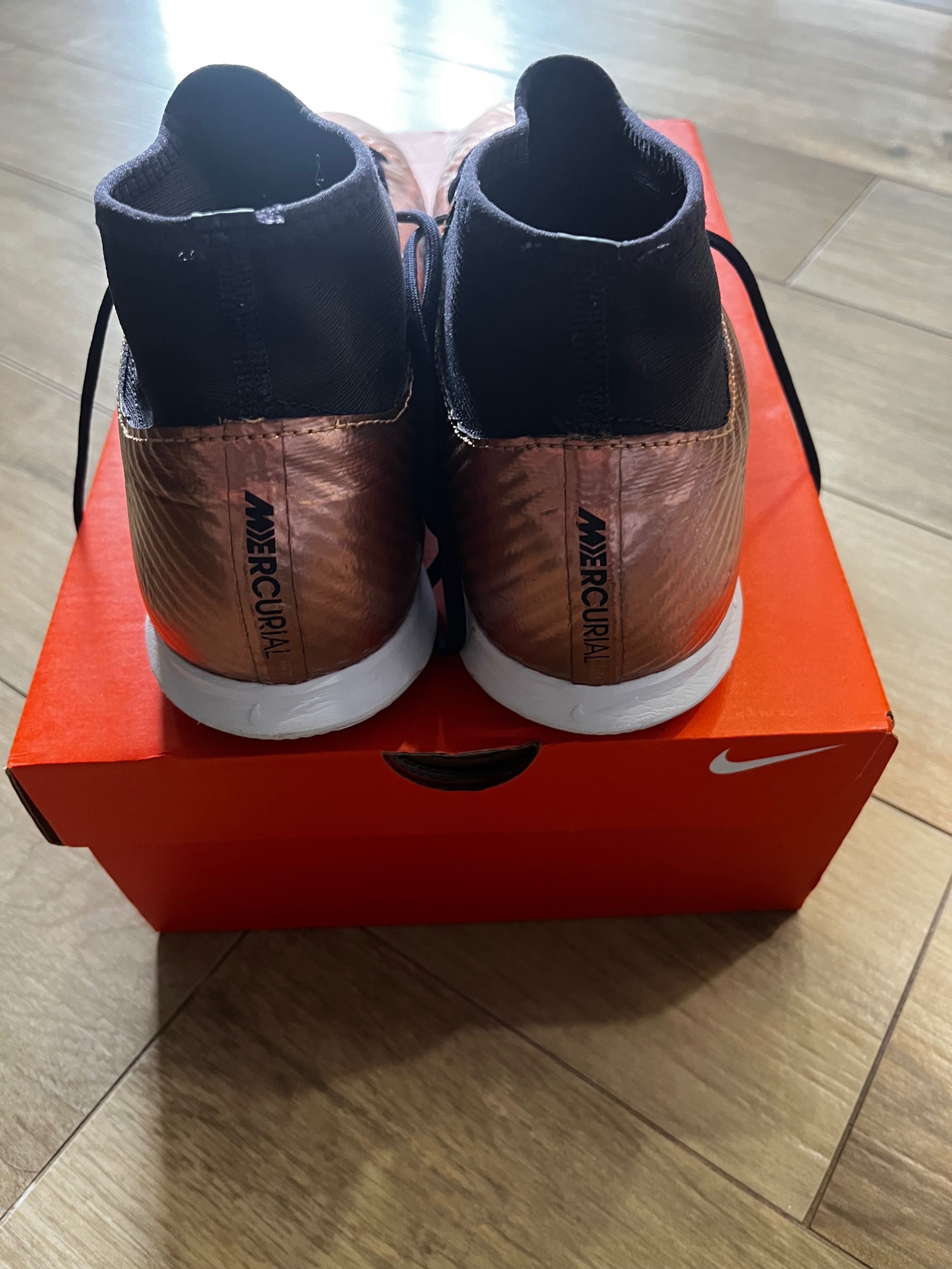 Chuteiras Futsal Nike Air Zoom - n44,5