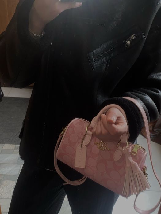 Жіноча сумка Coach crossbody pink