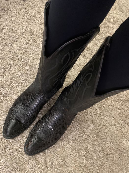 Козаки зі зміїної шкіри