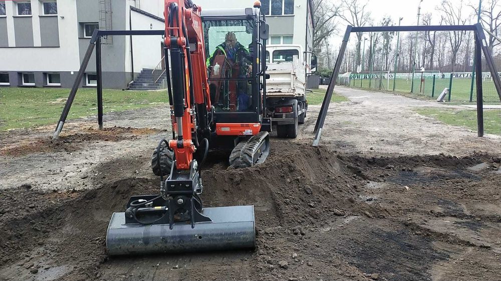 Usługi Minikoparką Koparka Prace Ziemne  Koparko ładowarka  PRZYŁĄCZA