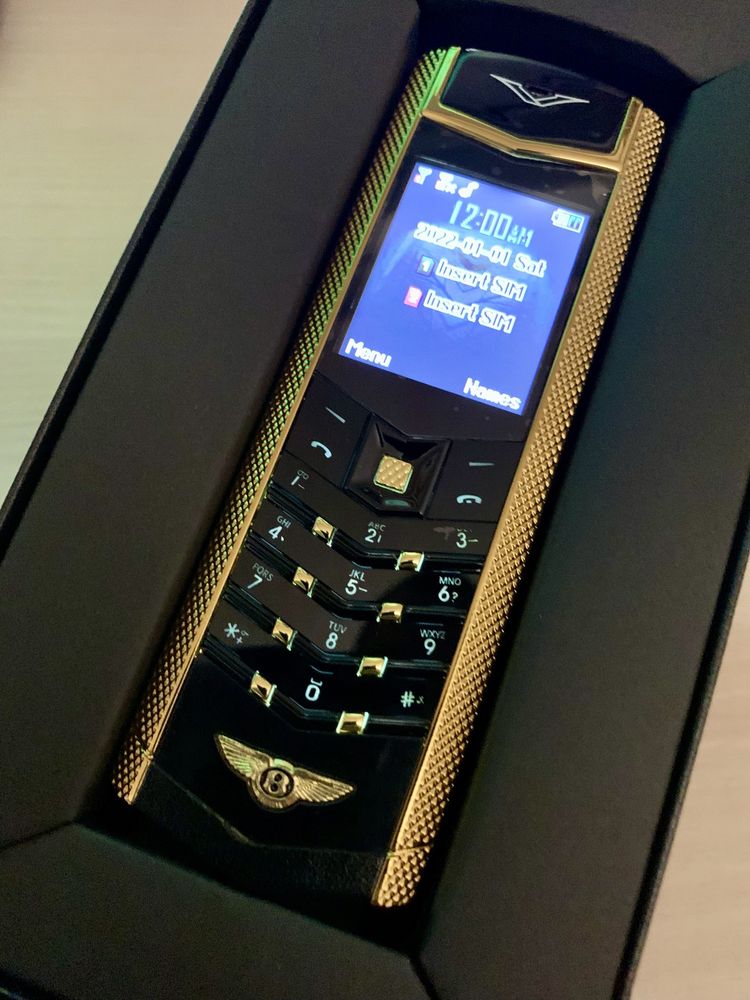 Продам Новый Vertu Signature S Design GOLD. Акція!