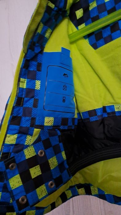 Kurtka zimowa Lekko ocieplana dla chłopca 86