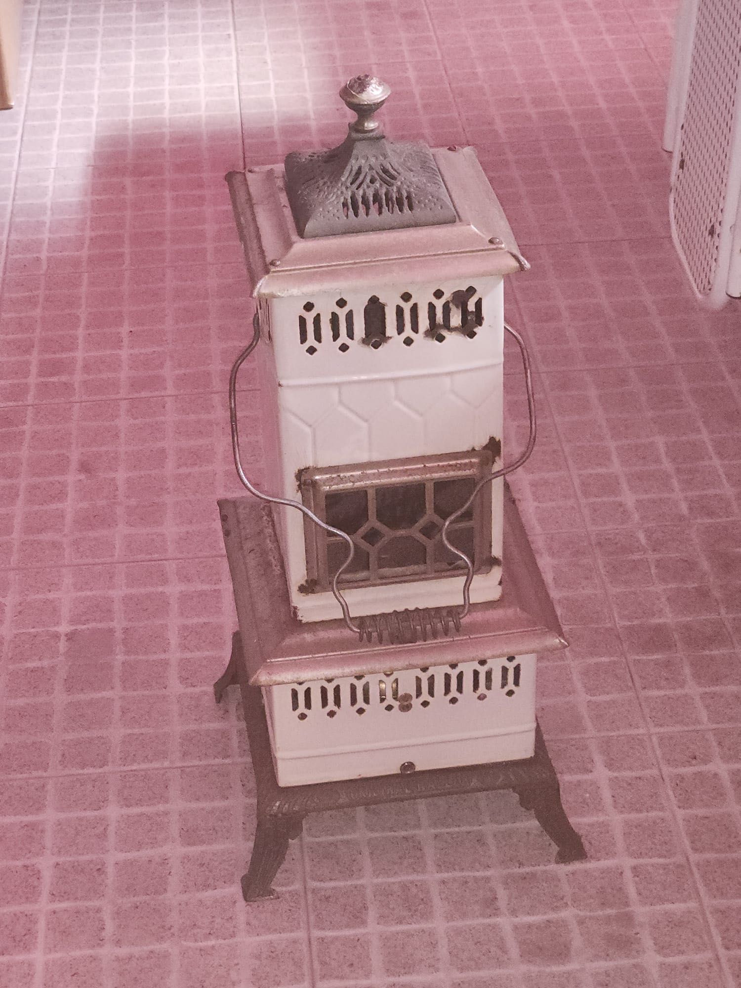 Aquecedor de sala antigo