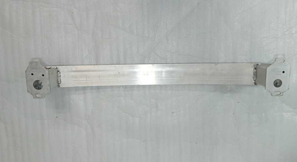 Belka pod zderzak tył MINI Seria: MINI Countryman F60 nr. mag 1/122