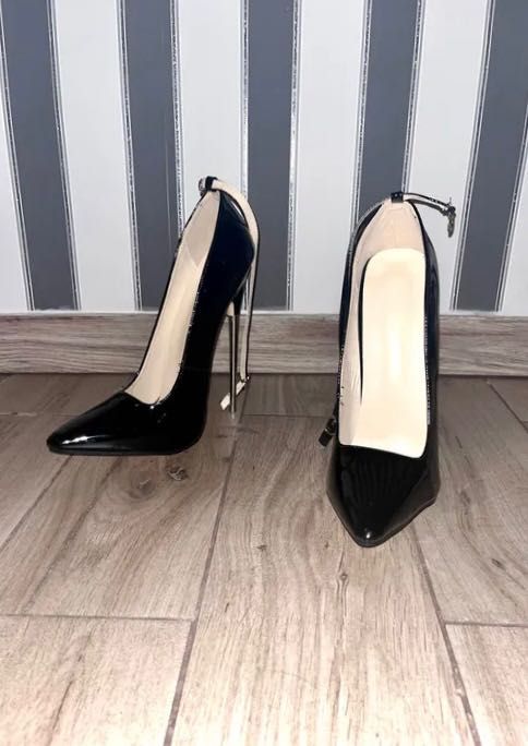 111/ OD RĘKI szpilki czarne 38 metal heel metalowe obcasy 17cm