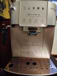 Кавова машина Delonghi