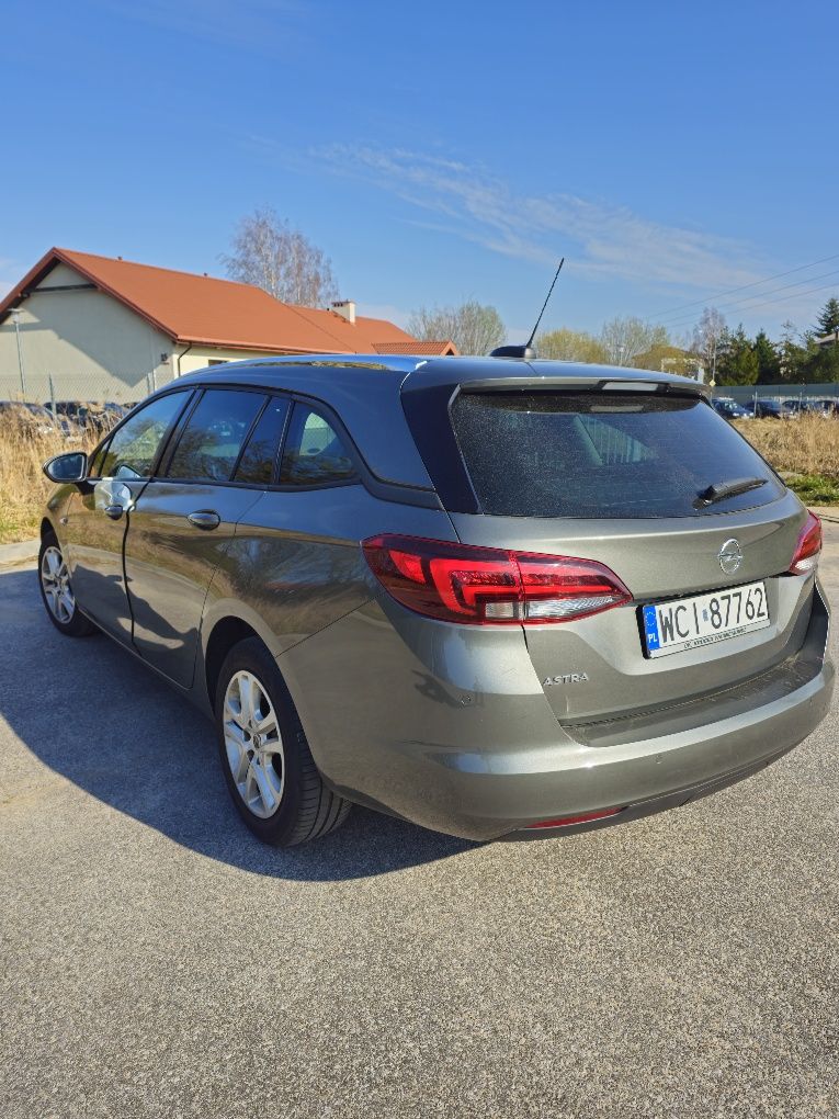 Opel Astra  1.6 CDTI 110 KM Super stan BEZWYPADKOWY