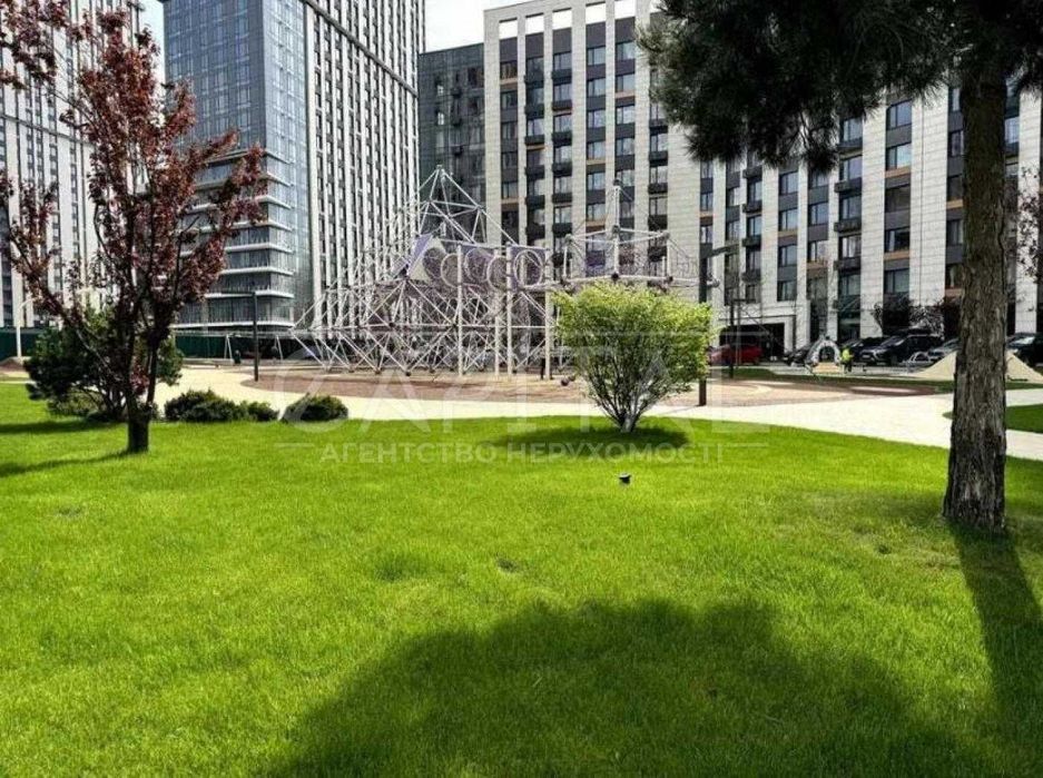 Продаж квартири, вул. Заболотного, ЖК Метрополіс