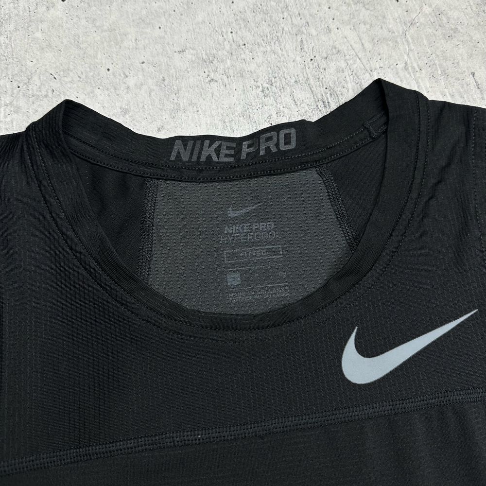 Спортивная майка Nike Pro Hypercool размер S