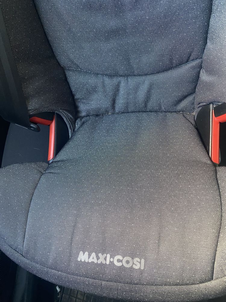 Fotelik maxi cosi rodifix 15-36 isofix