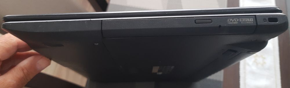 Laptop Asus R510CC