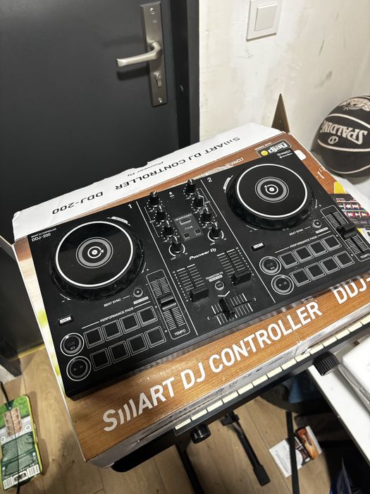 Kontroler Pioneer DDJ200, w pelni sprawny
