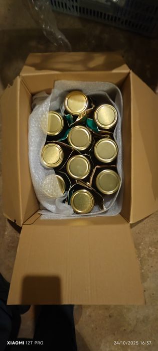 Kilo 8 euros...Mel multifloral.. castanheiro.. rosmaninho..esteva urze