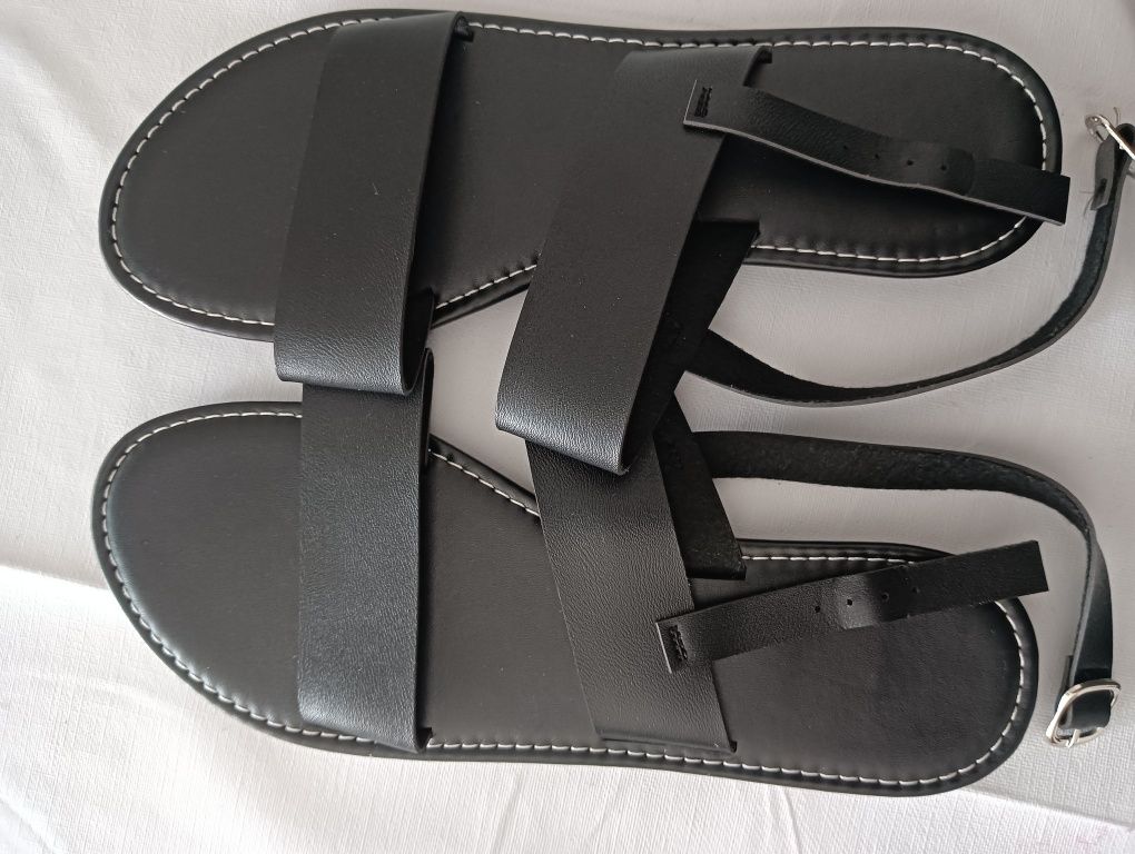 Sandálias Elegantes - Perfeitas para o Verão, Femininas em Ótimo Estad