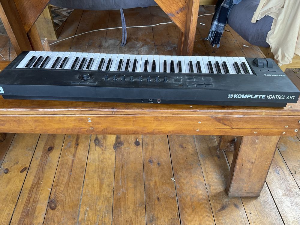 Midi-keyboard Komplete Kontrol A61