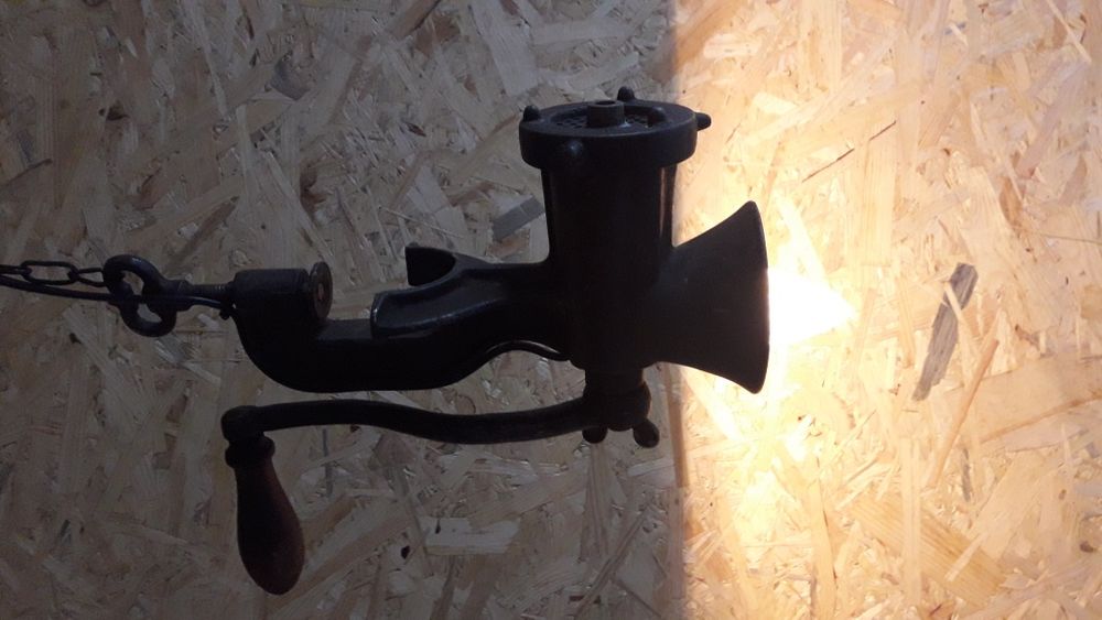 Lampa z maszynki do mięsa