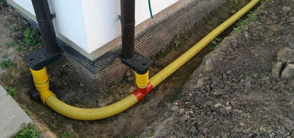 rura drenarska, drenaż, studzienka,