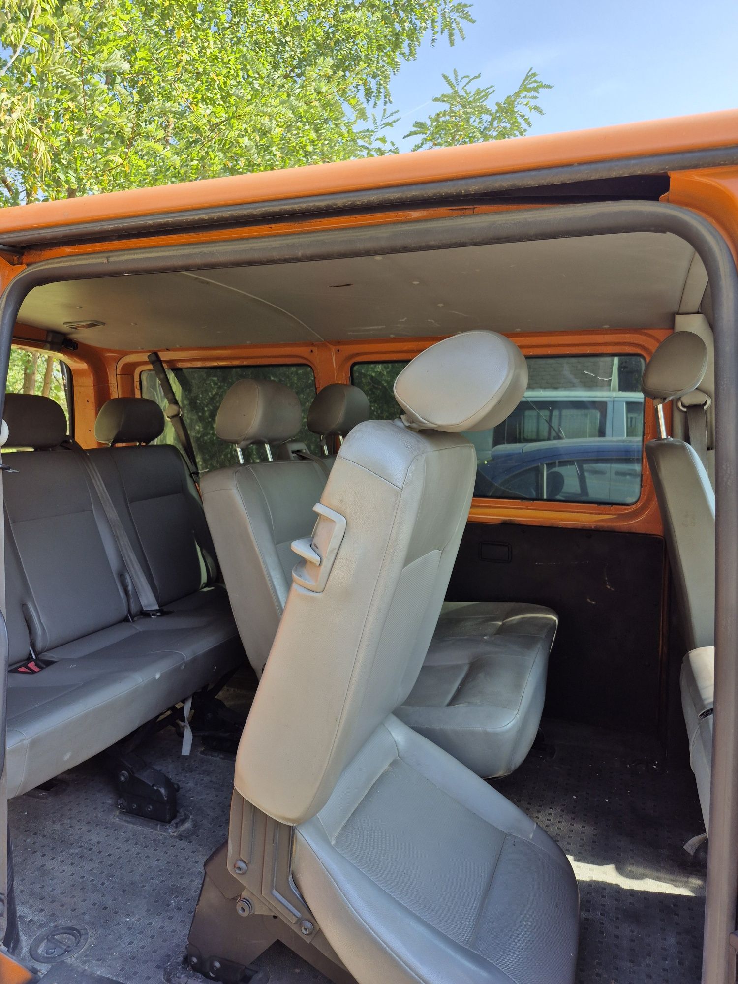Volksvagen Transporter t5 9 osobowy