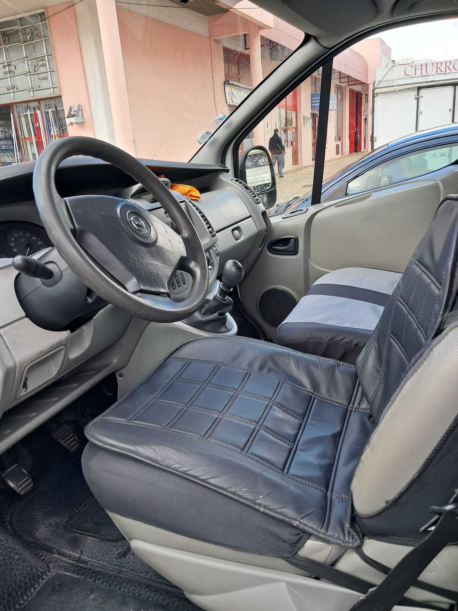 Opel Vivaro 2.0 cdti 2008