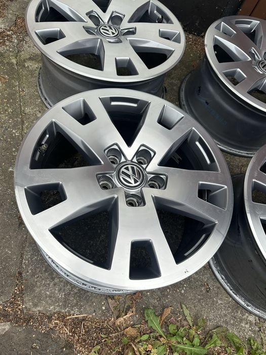 Felgi 5x120 R17 Vw Volkswagen T5 T6 Amarok