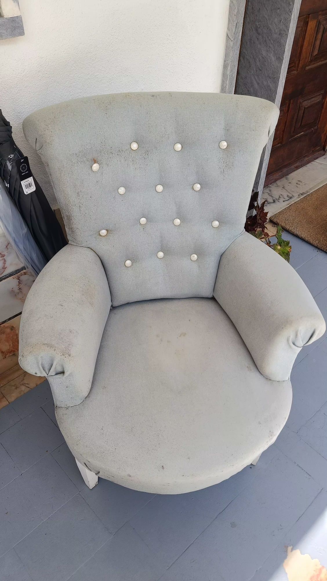 Poltrona Senhorinha cinzenta