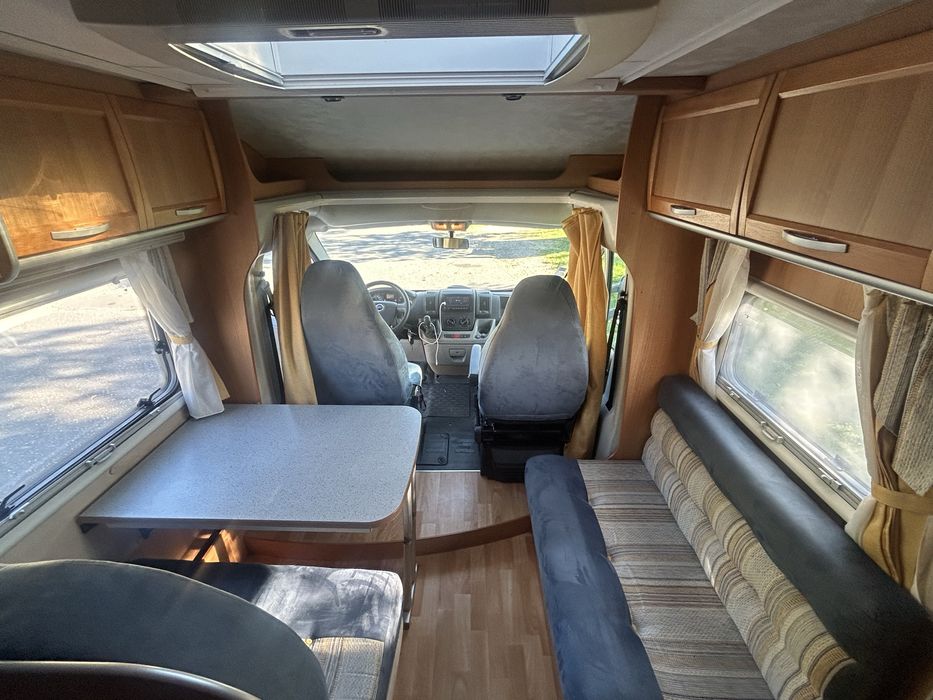Autocaravana MC Louis Cama Francesa