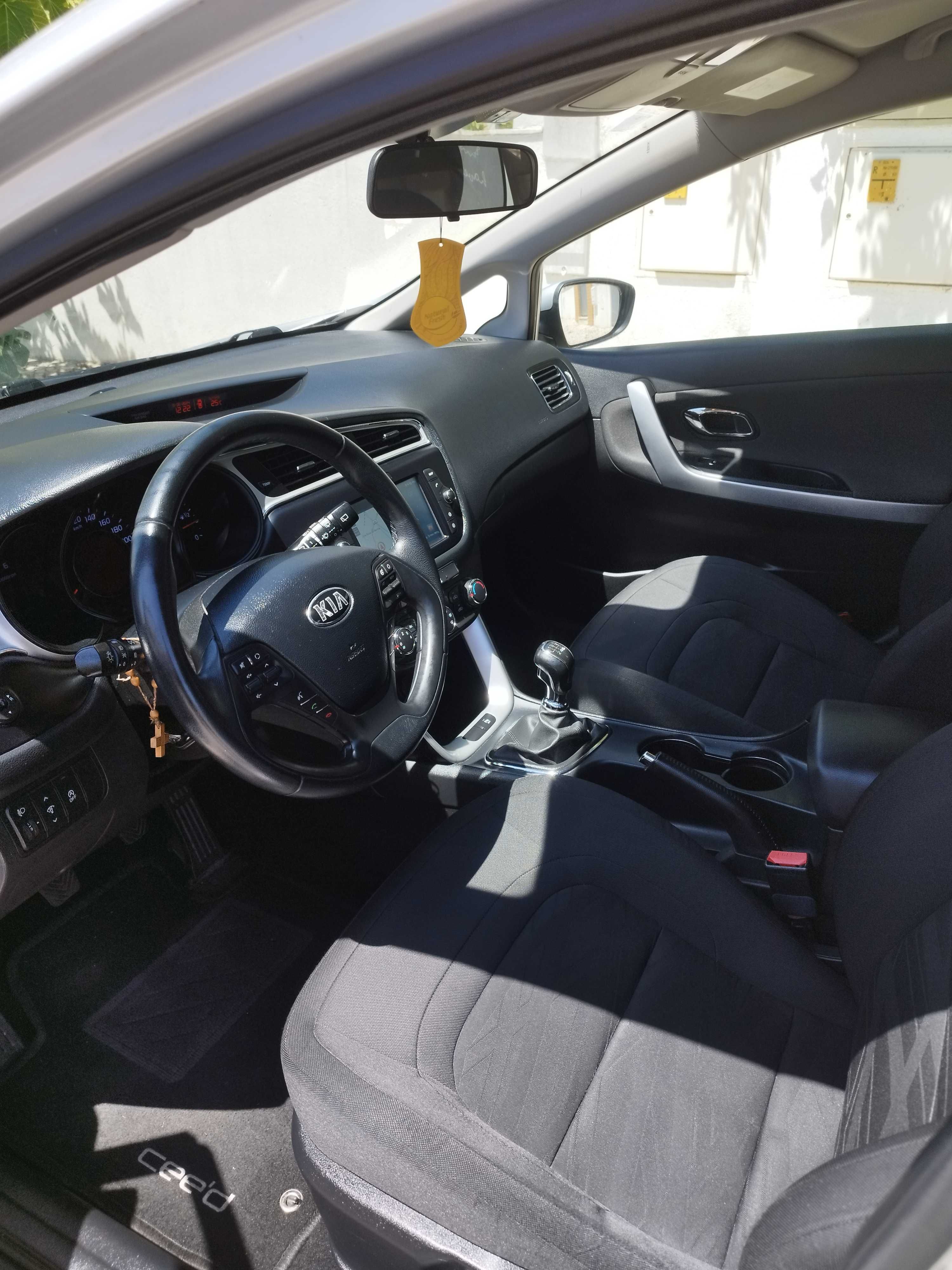 Kia Ceed sw 2017 1.6 nav line