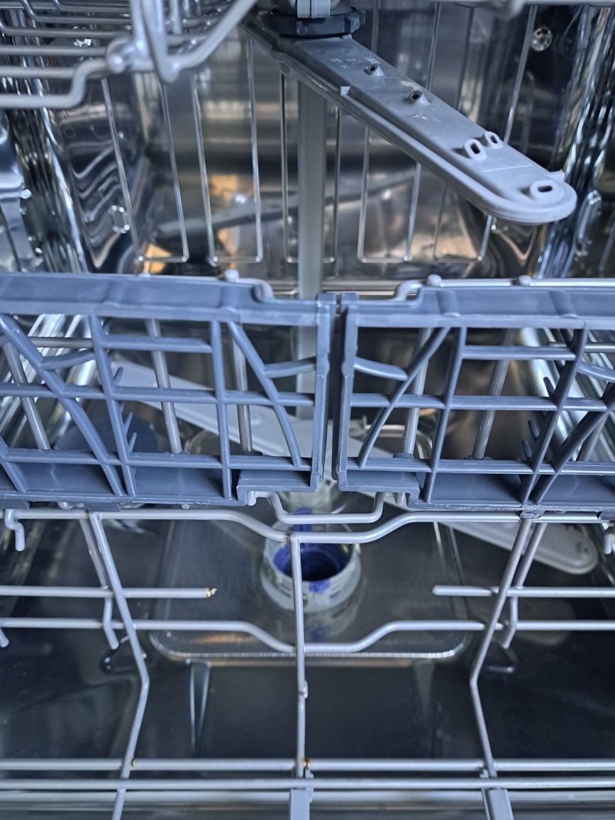 Zmywarka biała 60cm Beko