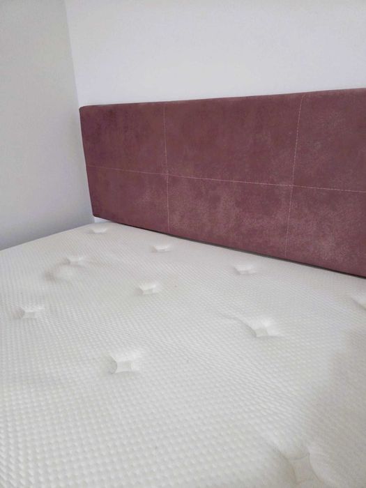 Sommier Estofado Rosa com Cabeceira e Colchão Molas 140 x 190