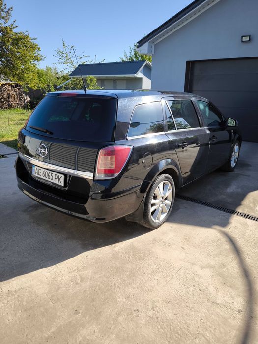 Opel Astra H, рік 2010, двигун 1,8 бензин