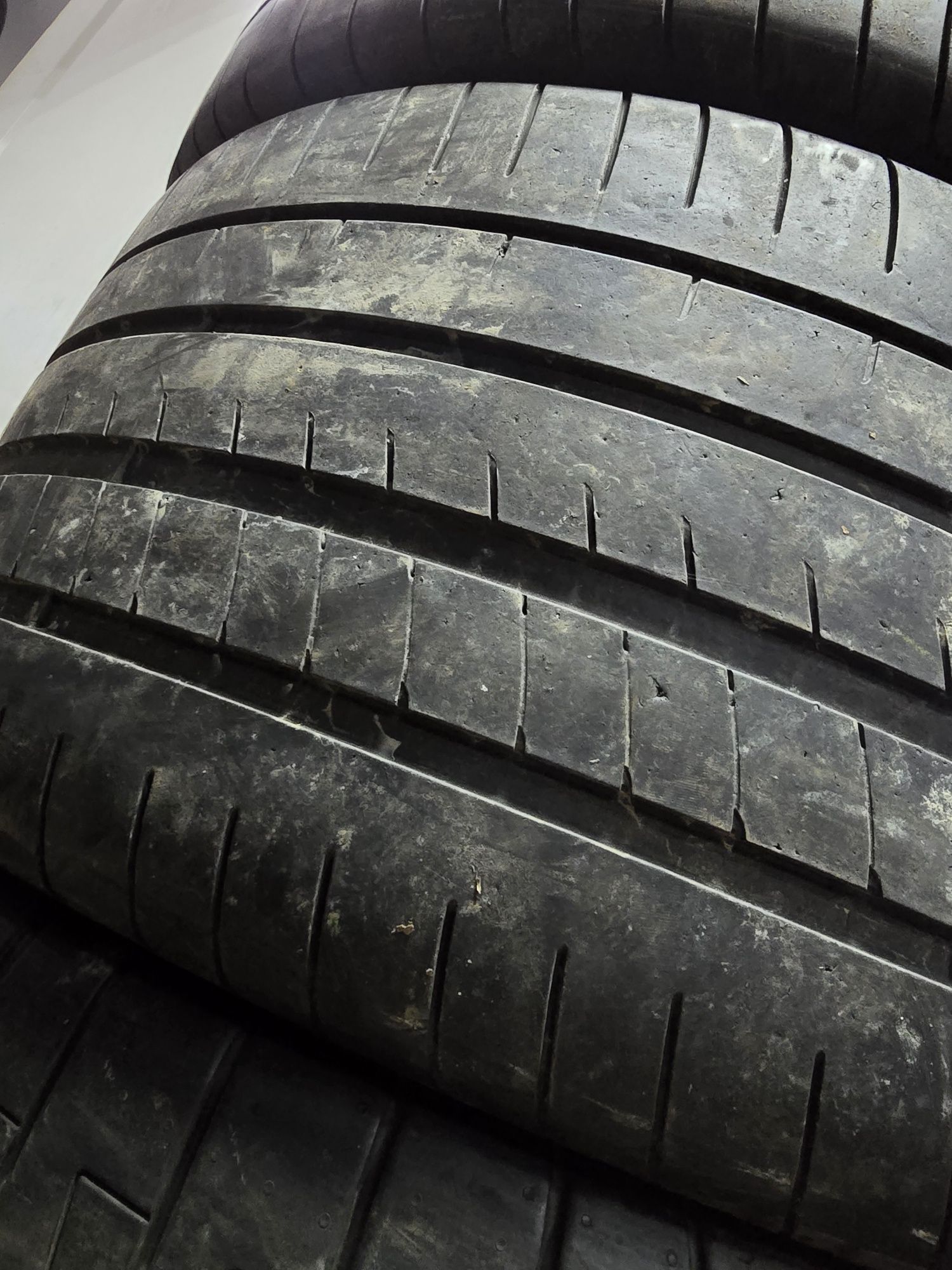 305/30ZR21 Goodyear Eagle f1 asymmetric 3