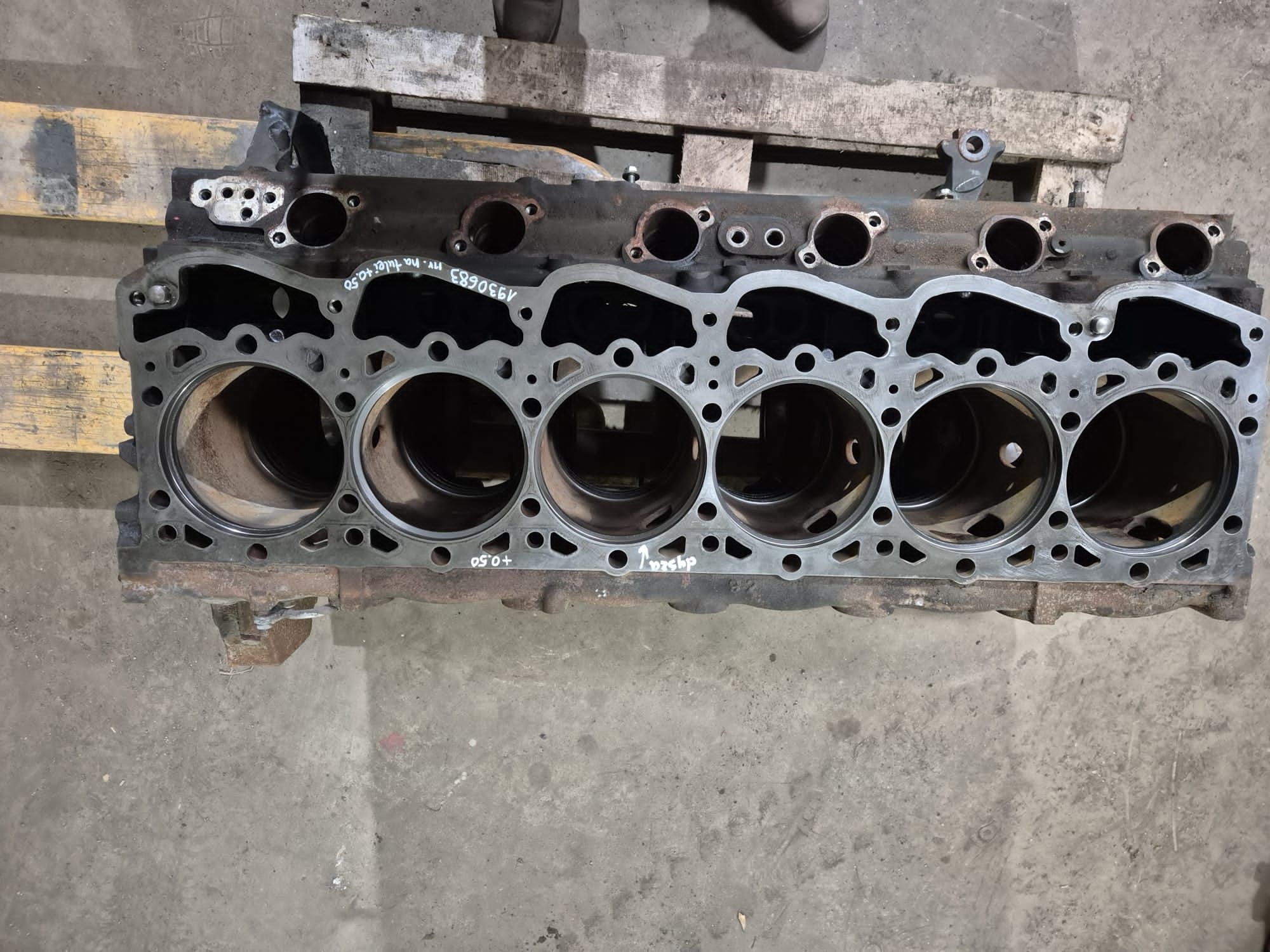 Blok Słupek silnika Daf xf cf 105 EURO 5