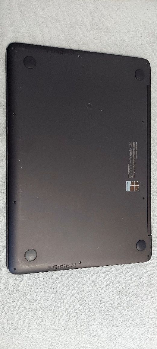 Laptop Asus 13.3" UX305F 8gb SSD256