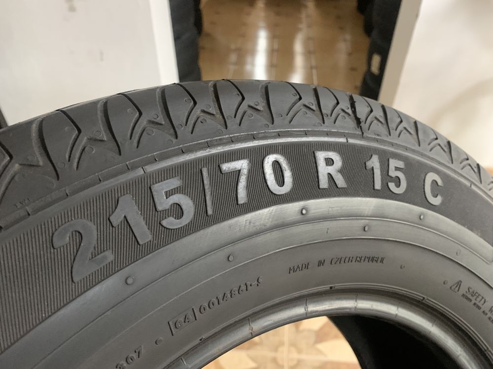 215/70/15с 109/107R SEMPERIT VAN-LIFE